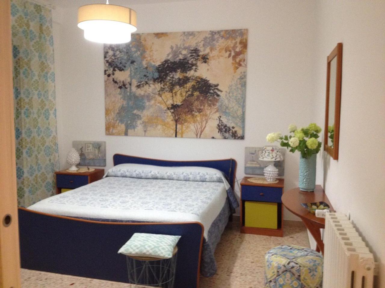 칼타기론 Il Piccolo Attico B&B 외부 사진