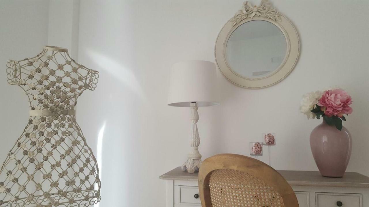 칼타기론 Il Piccolo Attico B&B 외부 사진