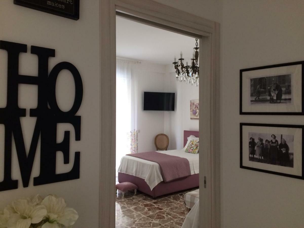 칼타기론 Il Piccolo Attico B&B 외부 사진
